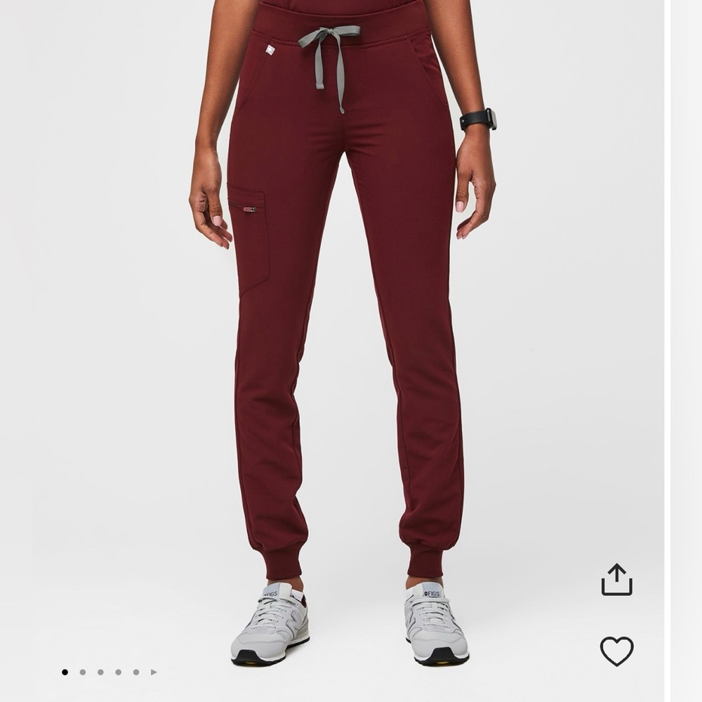 Figs Women’s Burgundy Zamora - Jogger Scrub Pants, Medium